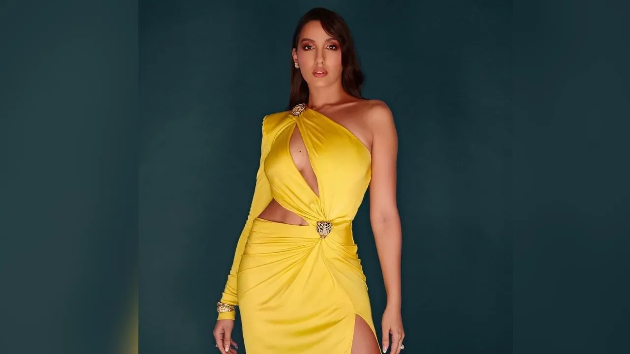 Most popular bollywood actresses, Truth Social Pakistan,Deepika Padukone,Disha Patani, Huma Qureshi, Janhvi Kapoor, Kiran Advani, Kriti Sanon, Truth Social PK, Nora Fatehi, Sanya Malhotra, Sunny Leone, Vaani Kapoor, Bollywood bold actress, bollywood celebrities, bollywood web series actresses, bollywood models, latest wallpapers