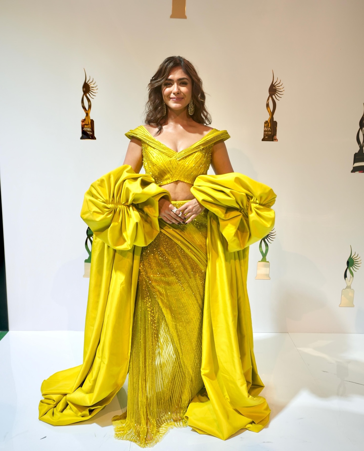 elebrities at IIFA Awards 2024 red carpet,IIFA Awards 2024 winners holding trophies,Bollywood stars posing at IIFA Awards 2024,Performances at IIFA Awards 2024 ceremony,IIFA 2024 best dressed celebrities,Glamorous looks at IIFA Awards 2024,Hosts of IIFA Awards 2024 on stage,IIFA 2024 award winners and nominees,Celebrities giving speeches at IIFA Awards 2024,Highlights from IIFA Awards 2024 event,bol news pakistan