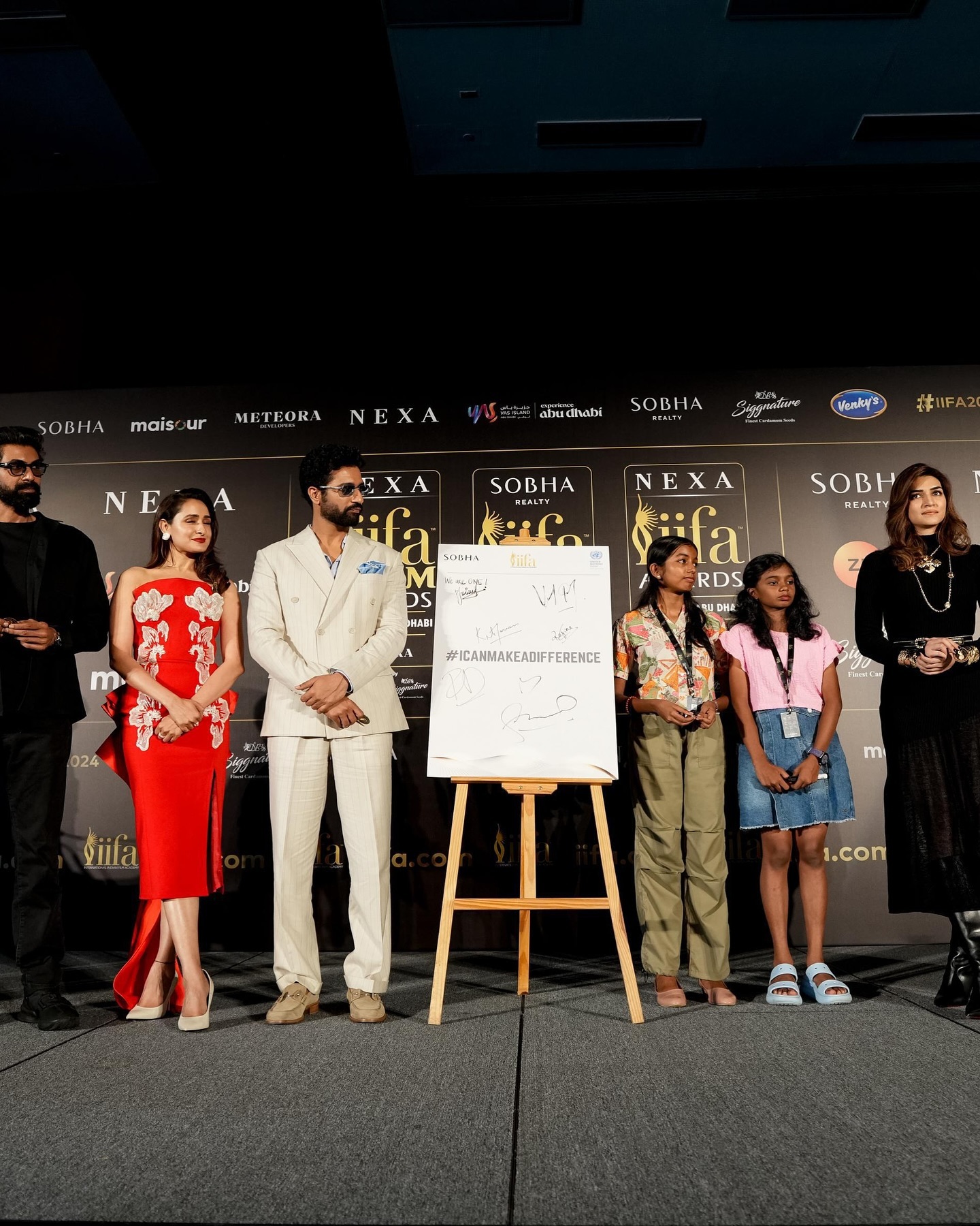 elebrities at IIFA Awards 2024 red carpet,IIFA Awards 2024 winners holding trophies,Bollywood stars posing at IIFA Awards 2024,Performances at IIFA Awards 2024 ceremony,IIFA 2024 best dressed celebrities,Glamorous looks at IIFA Awards 2024,Hosts of IIFA Awards 2024 on stage,IIFA 2024 award winners and nominees,Celebrities giving speeches at IIFA Awards 2024,Highlights from IIFA Awards 2024 event,bol news pakistan