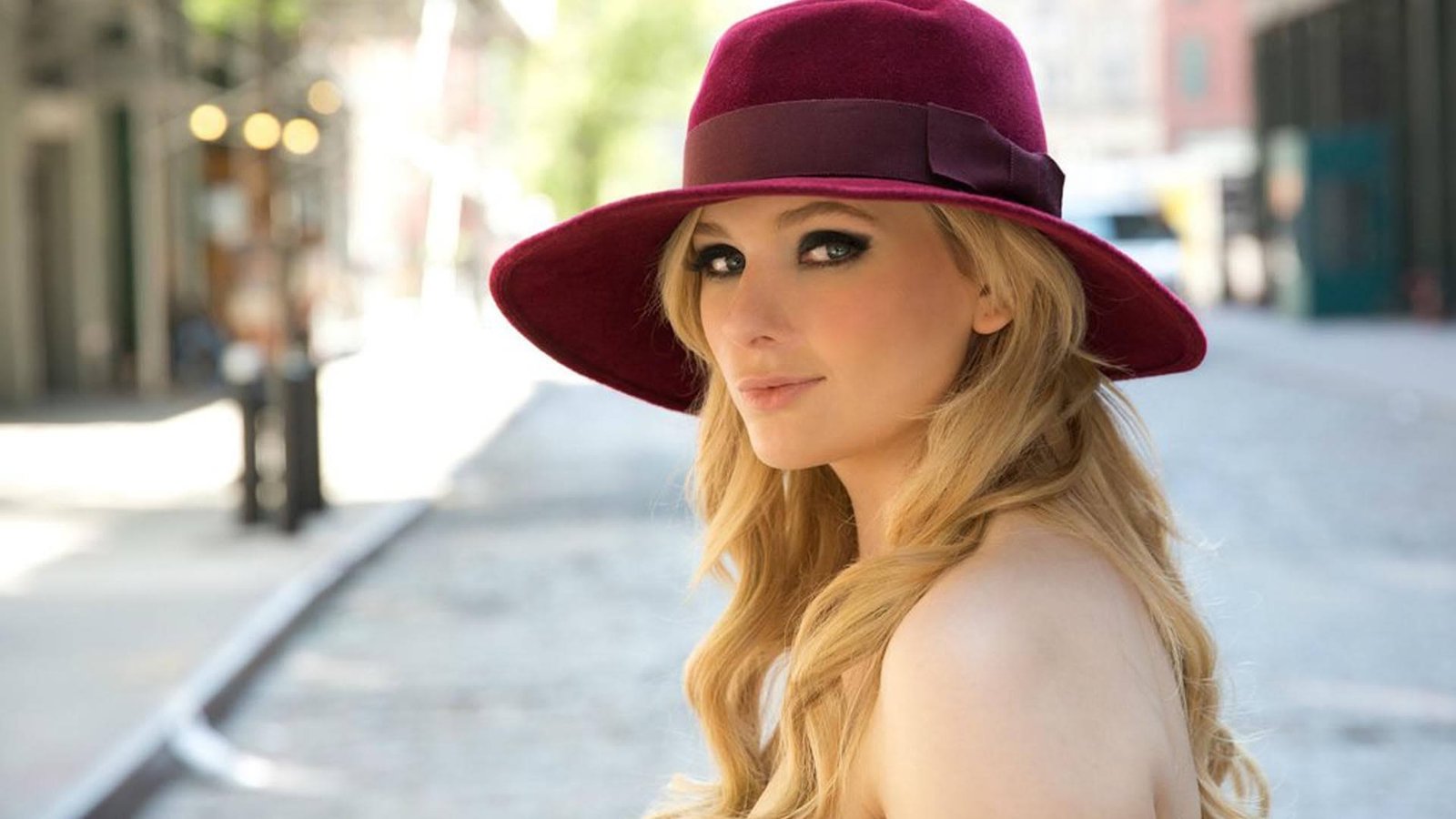25 Abigail Breslin Wallpapers 51 Abigail Breslin Wallpapers,Abigail Breslin music,Abigail Breslin pictures,Abigail Breslin net worth,Abigail Breslin biography,Abigail Breslin wedding,Abigail Breslin social media,Abigail Breslin husband,Zombieland,Ira Kunyansky,bol news pakistan