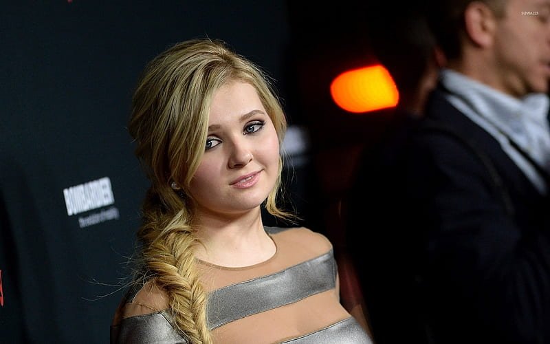 25 Abigail Breslin Wallpapers 71 Abigail Breslin Wallpapers,Abigail Breslin music,Abigail Breslin pictures,Abigail Breslin net worth,Abigail Breslin biography,Abigail Breslin wedding,Abigail Breslin social media,Abigail Breslin husband,Zombieland,Ira Kunyansky,bol news pakistan