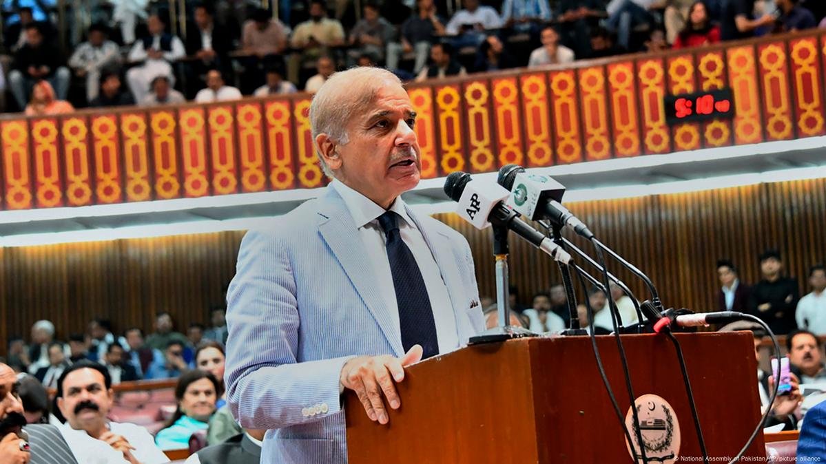 وفاقی حکومت کا 3 مراحل میں 24 سرکاری اداروں کی نجکاری کا فیصلہ