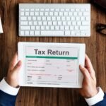 Pakistan Salaried Workers Tax Burden Exceeds